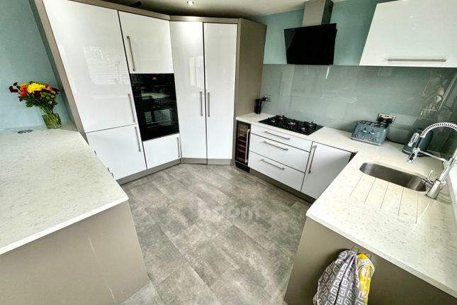 End terrace house for sale in Irvine Drive, Linwood, Paisley