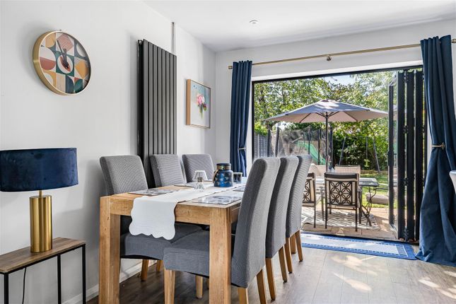 39, Windsor Drive, Hertford photo 4