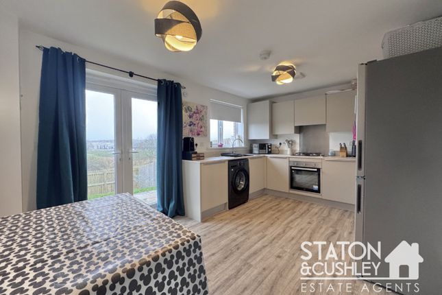 48, Allandale, Bilsthorpe photo 4