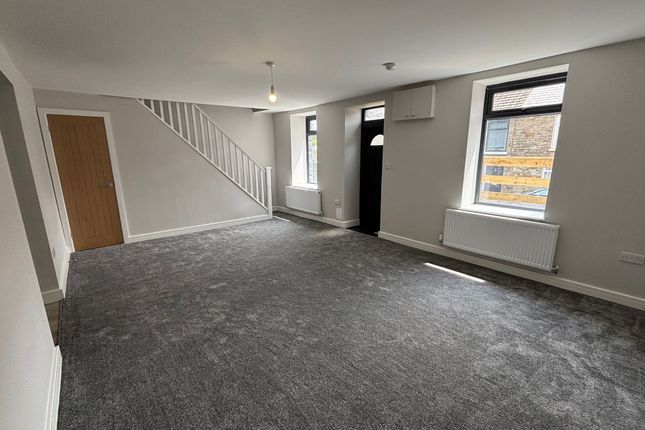 129 Ystrad Road, Pentre photo 4