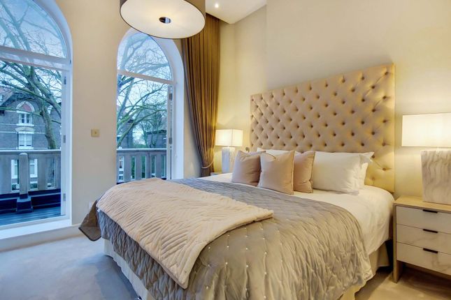 Flat 9, 51, Fitzjohns Avenue, London photo 3