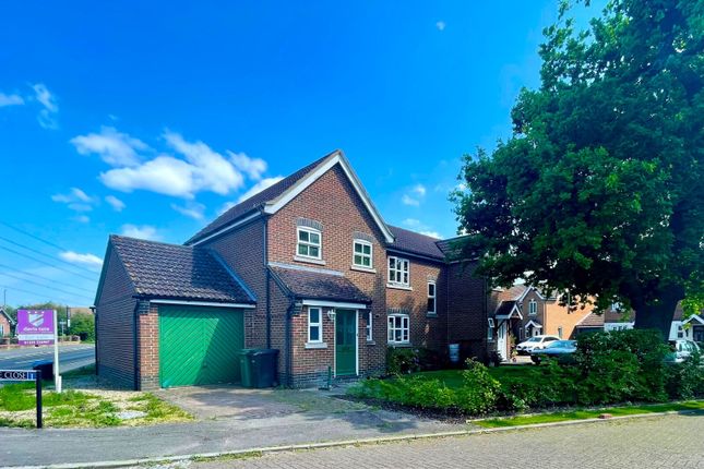 Semi-detached house for sale in Swarbourne Close, Didcot, Oxfordshire