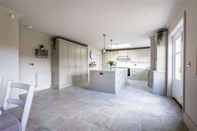39, Pondtail Road, Hampshire photo 4