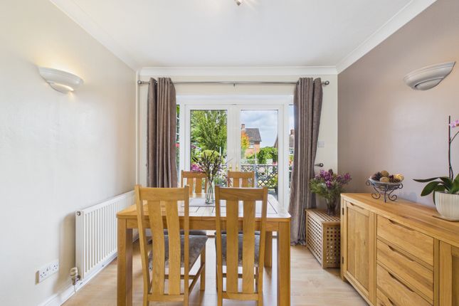 82, Elderberry Road, Cardiff photo 4