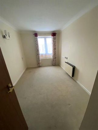 9 Homepalms House, Brunswick Square, Torquay photo 4