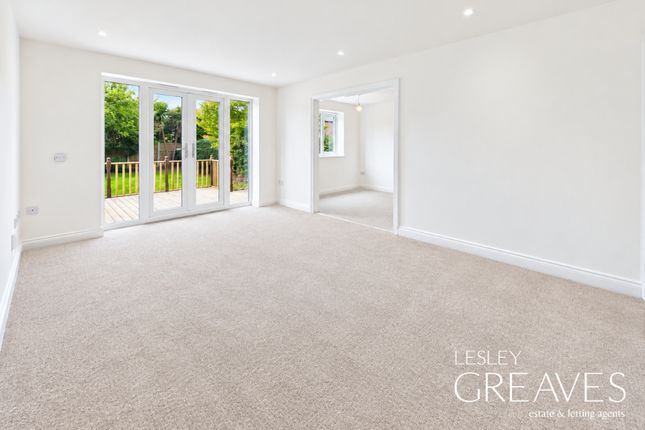 323B, Westdale Lane, Nottingham photo 2