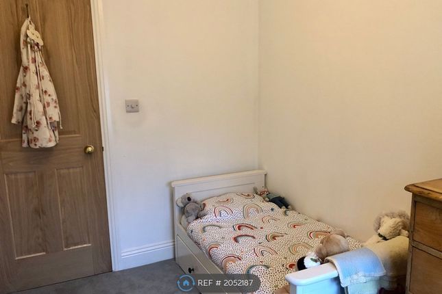 Terraced house to rent in Tolson Road, Isleworth