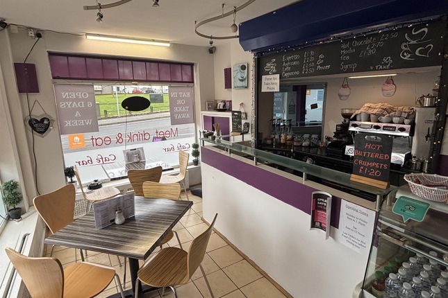 Thumbnail Restaurant/cafe for sale in Cafe &amp; Sandwich Bars WF10, West Yorkshire