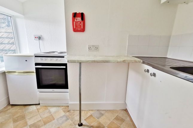 Flat 7, 64 Onslow Gardens, Muswell Hill photo 4