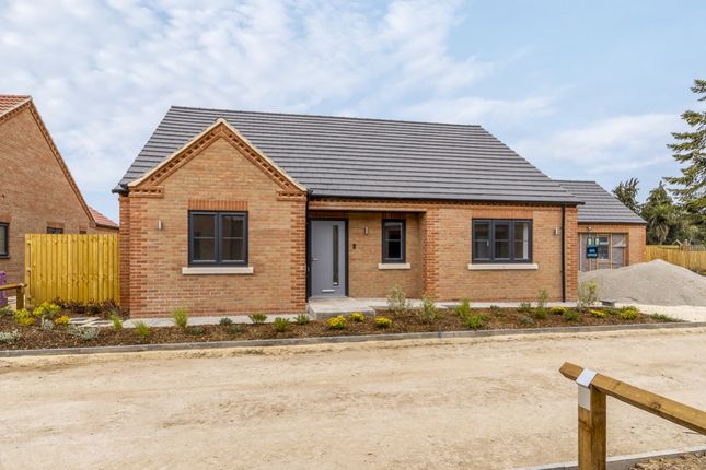 3-bed bungalow on 6 Maple Way, £399,950
