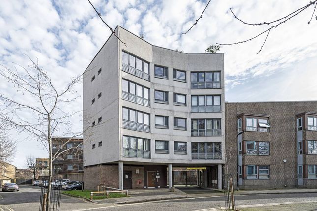 Thumbnail Flat for sale in Mead Place, Hackney, London