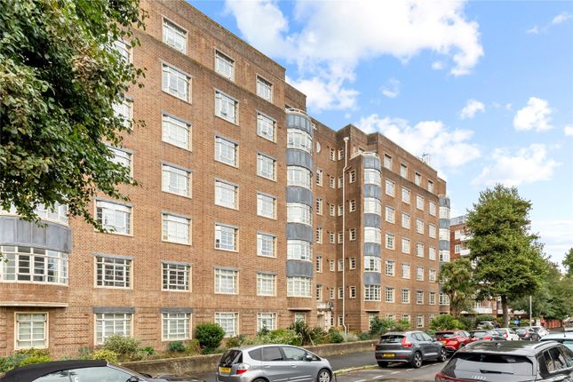 1-bed flat on Wilbury Road, East Sussex, £225,000