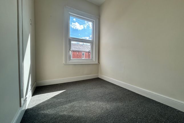 63, St. Catherines Grove, Lincoln photo 5