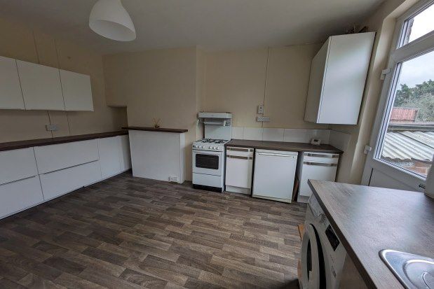 Property to rent in Southcroft Road, London