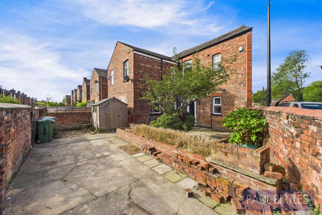 1, Derwent Road, Manchester photo 2