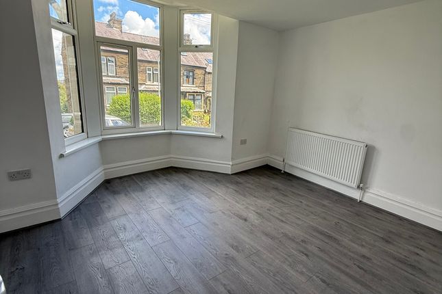 2, Rossefield Road, Bradford photo 2