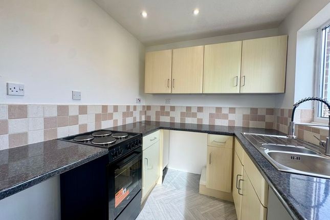 6, Snowdon Close, Loughborough photo 4