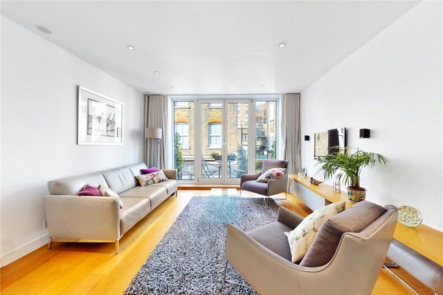 Terraced house to rent in Perrins Court, Hampstead, London