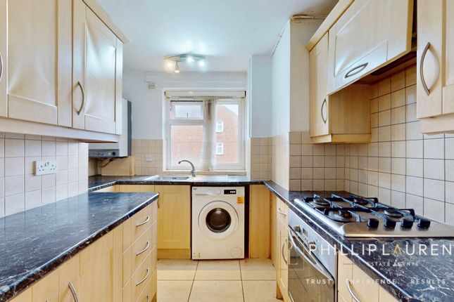 91 Cranleigh Gardens, Southall photo 3