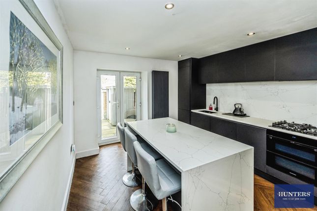 3, Delf Hill, Brighouse photo 4