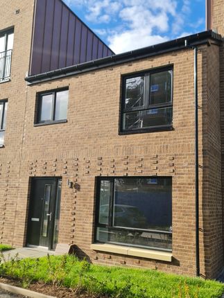 117, Sighthill Circus, Glasgow photo 2