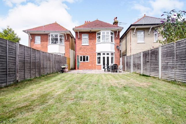 Thumbnail Detached house to rent in Maxwell Road, Winton, Bournemouth