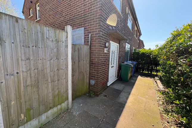 58 Queensway, Leigh photo 2