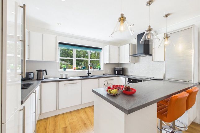 4, Treguddock Drive, Cornwall photo 2