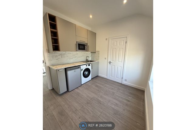 Studio Kitchen