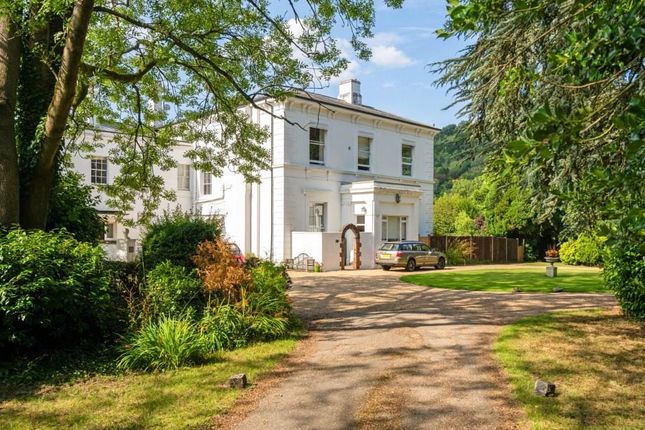 75862_Flat 5, Pixham Firs, Pixham Lane  (9).Jpg