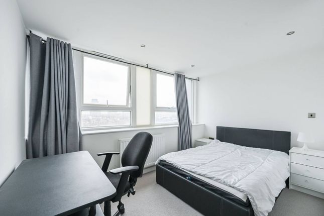Thumbnail Flat for sale in Rainhill Way, Mile End, London