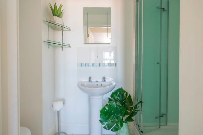Ensuite Shower Room