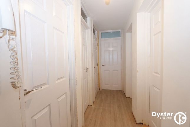 6 Concord Road, Enfield photo 5