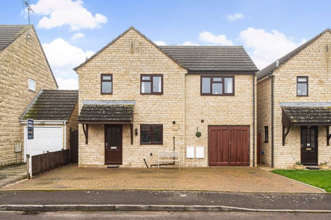 Thumbnail Detached house for sale in Oak Way, South Cerney, Gloucestershire
