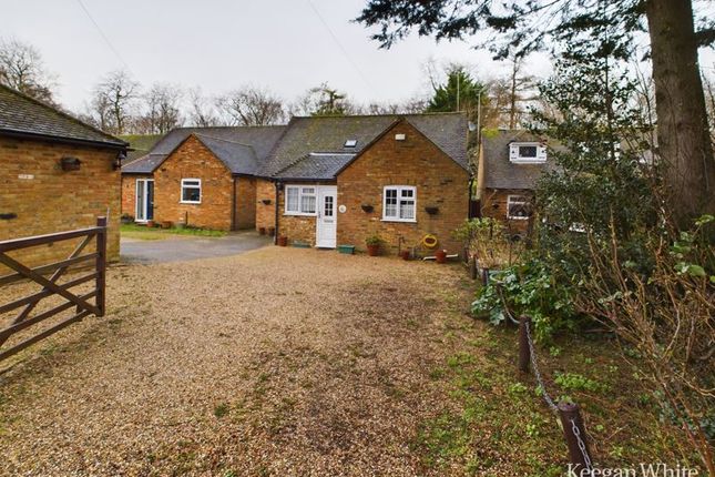 Thumbnail Bungalow for sale in Commonside, Downley, High Wycombe