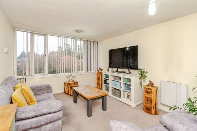 52, Parklands Gardens, Walsall photo 2