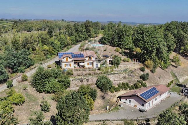 Villa for sale in Acqui Terme, Alessandria, Piedmont