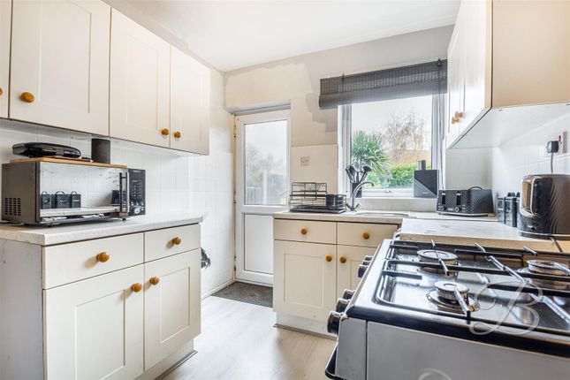 27, Wharmby Avenue, Mansfield photo 4