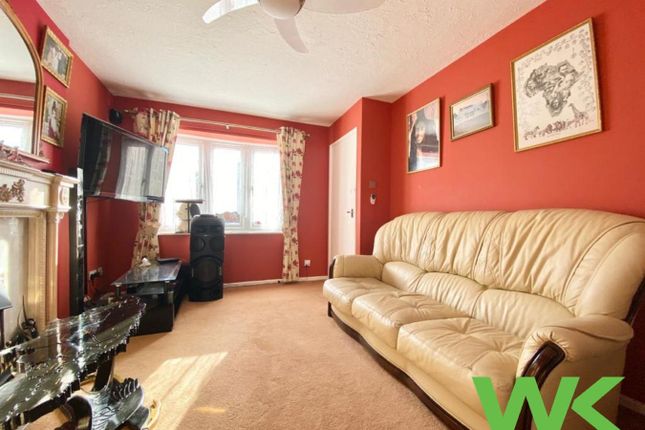 11, Tanacetum Drive, Walsall photo 2