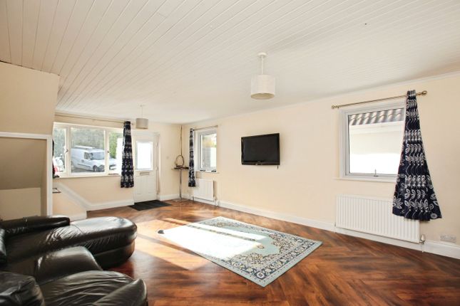 136, Ashburton Road, Newton Abbot photo 3