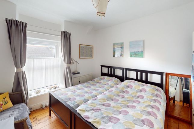 7, Wine Street, Llantwit Major photo 4