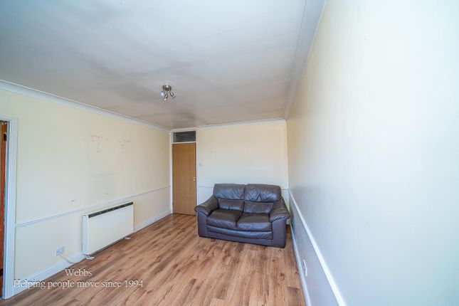 26, Picasso Close, Cannock photo 3