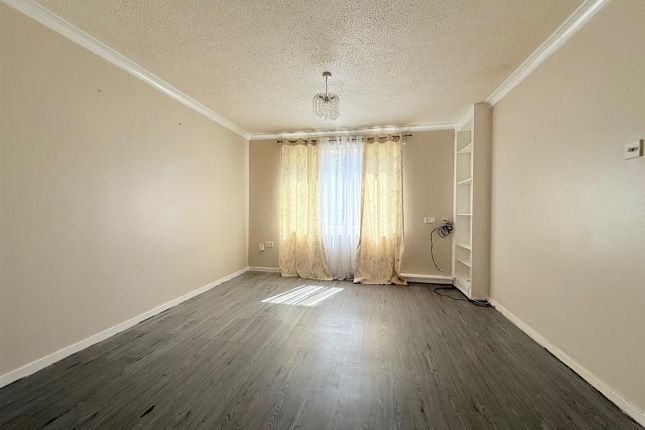 4, Mountbatten Way, Caister-On-Sea photo 3