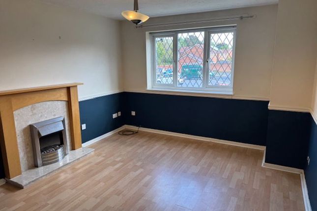 35, Midland Court, Telford photo 3