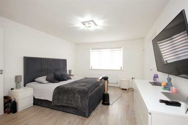 58, Eleanor Drive, Wellingborough photo 5