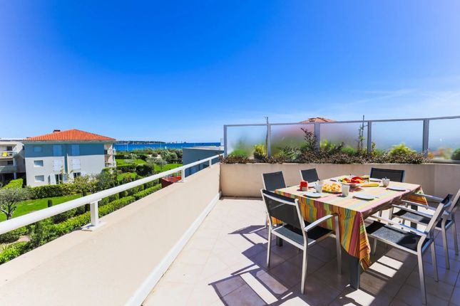 Apartment for sale in Antibes, Provence-Alpes-Cote D'azur, 06160, France