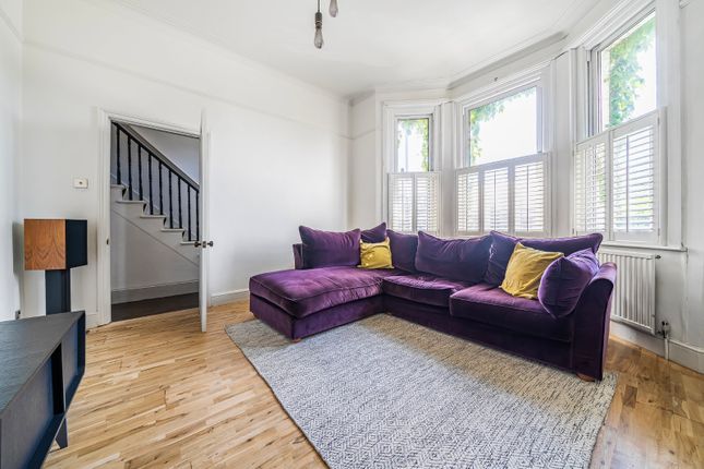 72, Southend Crescent, Eltham photo 2
