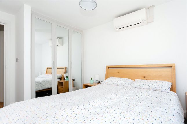Flat for sale in Ensign Street, London