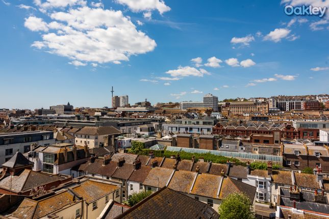 Flat for sale in Gatsby Penthouse, Rox, Gloucester Place, Brighton