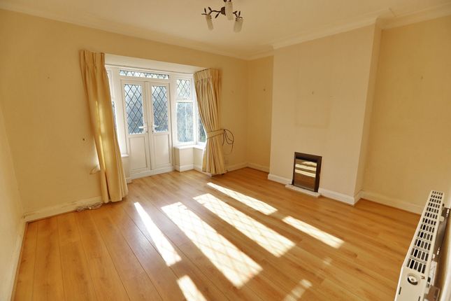 6 Ladythorne Drive, Manchester photo 5